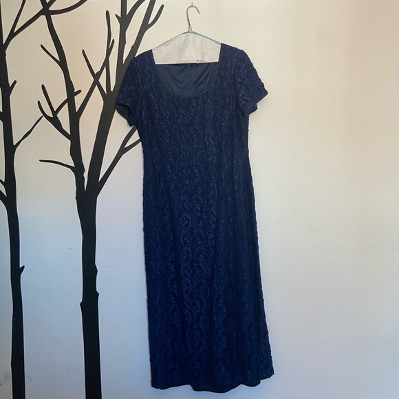 Alex Evenings Dresses & Skirts - Lacy mother of the bride dress